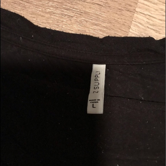 Black Large Soft Shirt - Picture 3 of 4